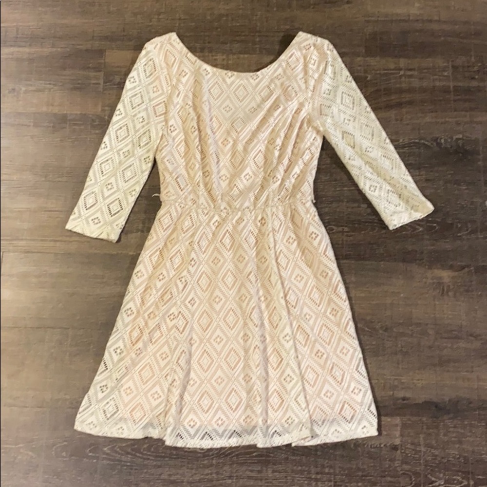 White Lace Long sleeve Dress